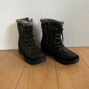 Faux fur lace up boots